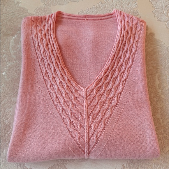 Pink Wool V-Neck Women's Sweater - Picture 3 of 9
